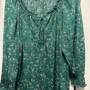 Max Studio: Floral Green Women's Top